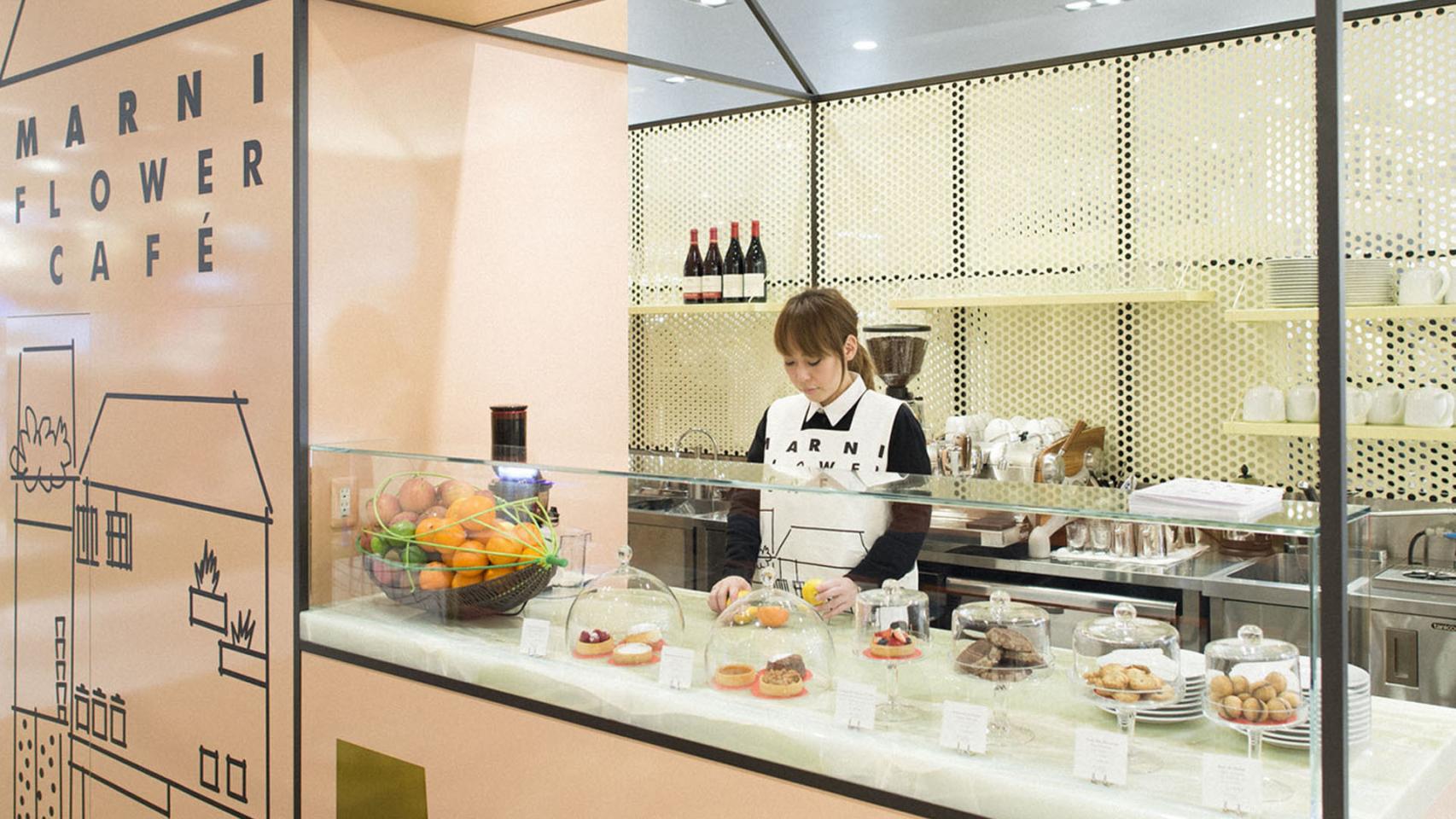 Marni Flower Café.