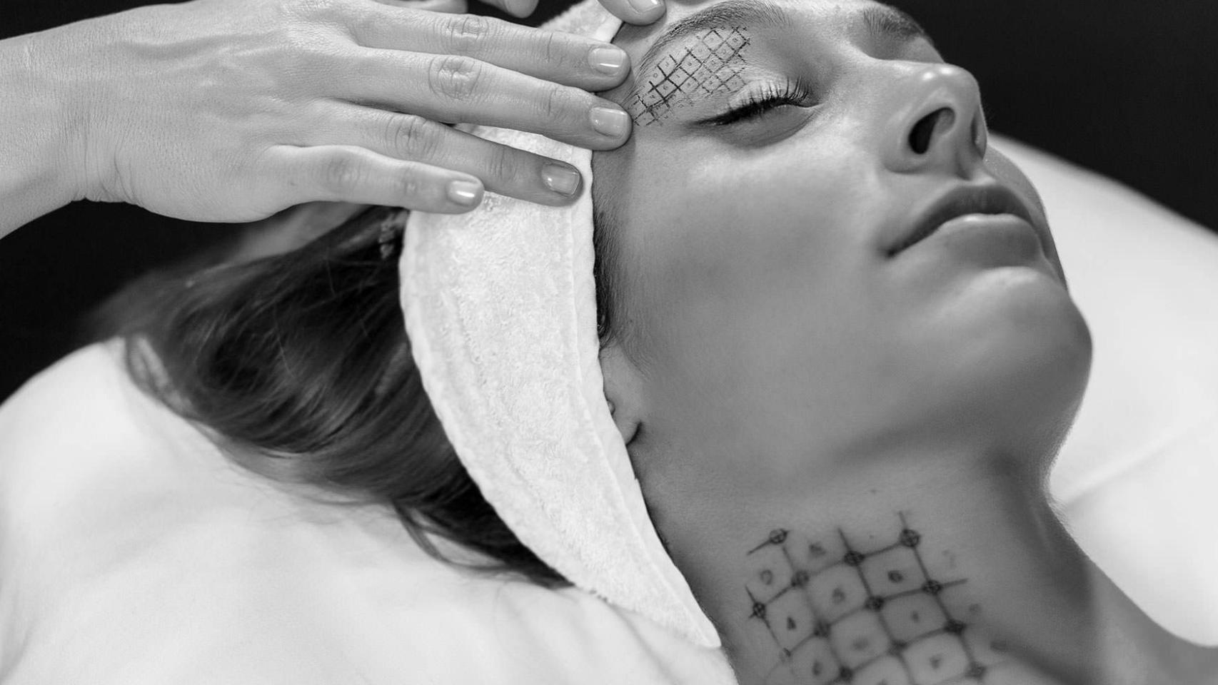 Preparación para el tratamiento de mesoterapia mas Thermage.