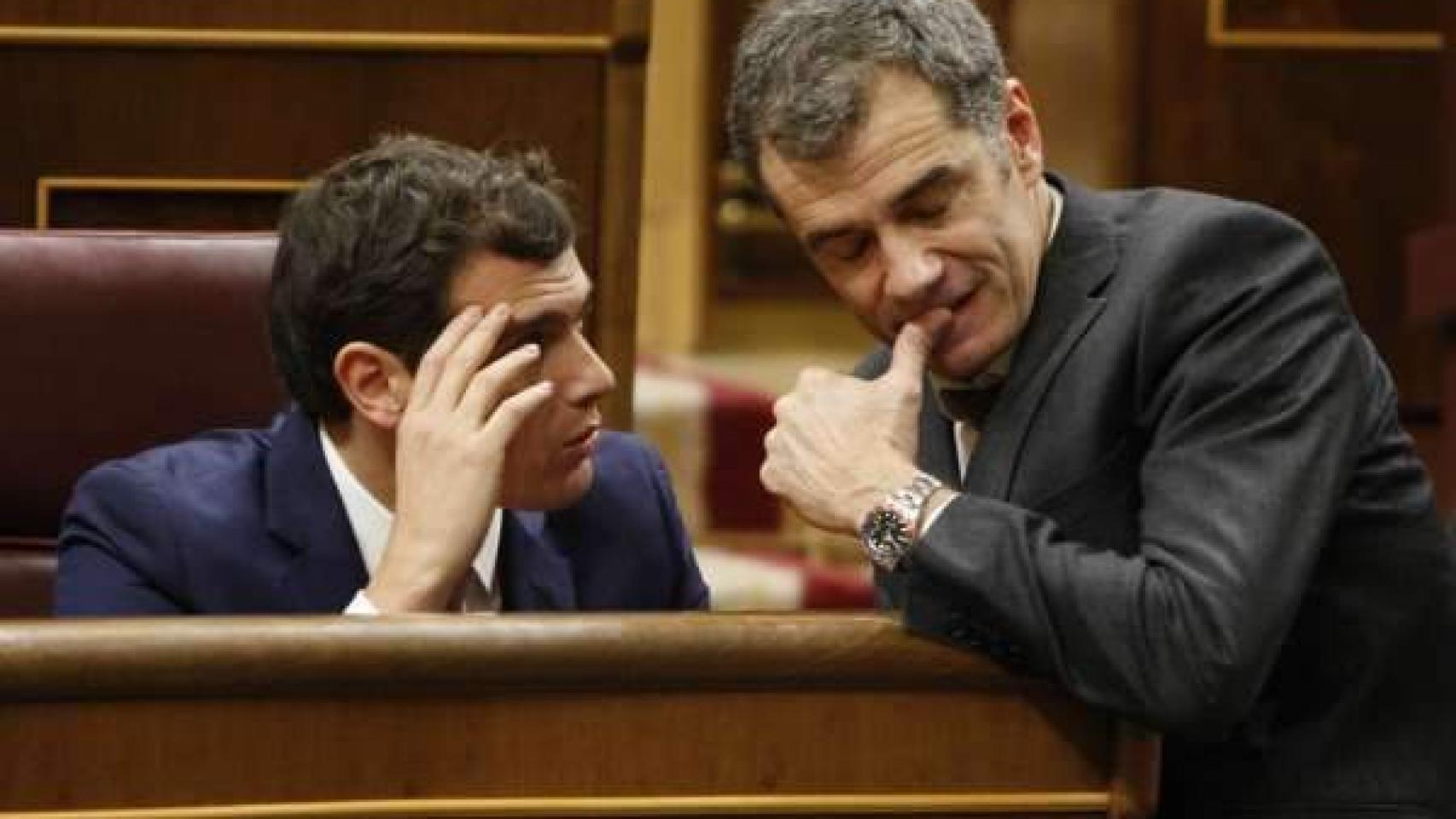 Rivera junto a Toni Cantó, en el Congreso de los Diputados.