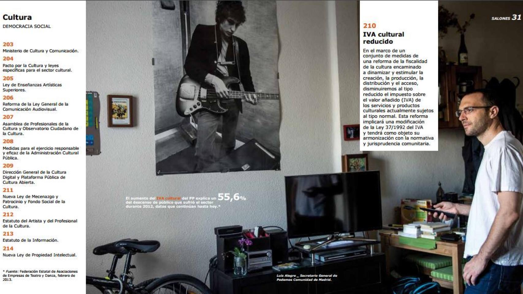 Luis Alegre posando para el programa de Podemos.