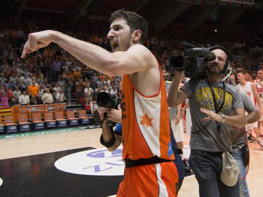 Guillem Vives celebra su canasta decisiva ante el Madrid este martes.