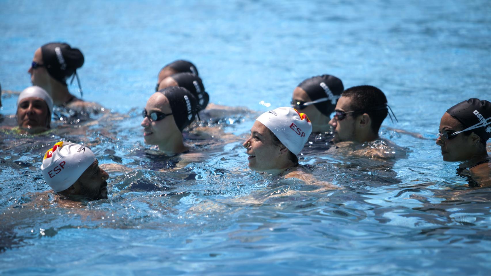 Practicando una de las coreografías
