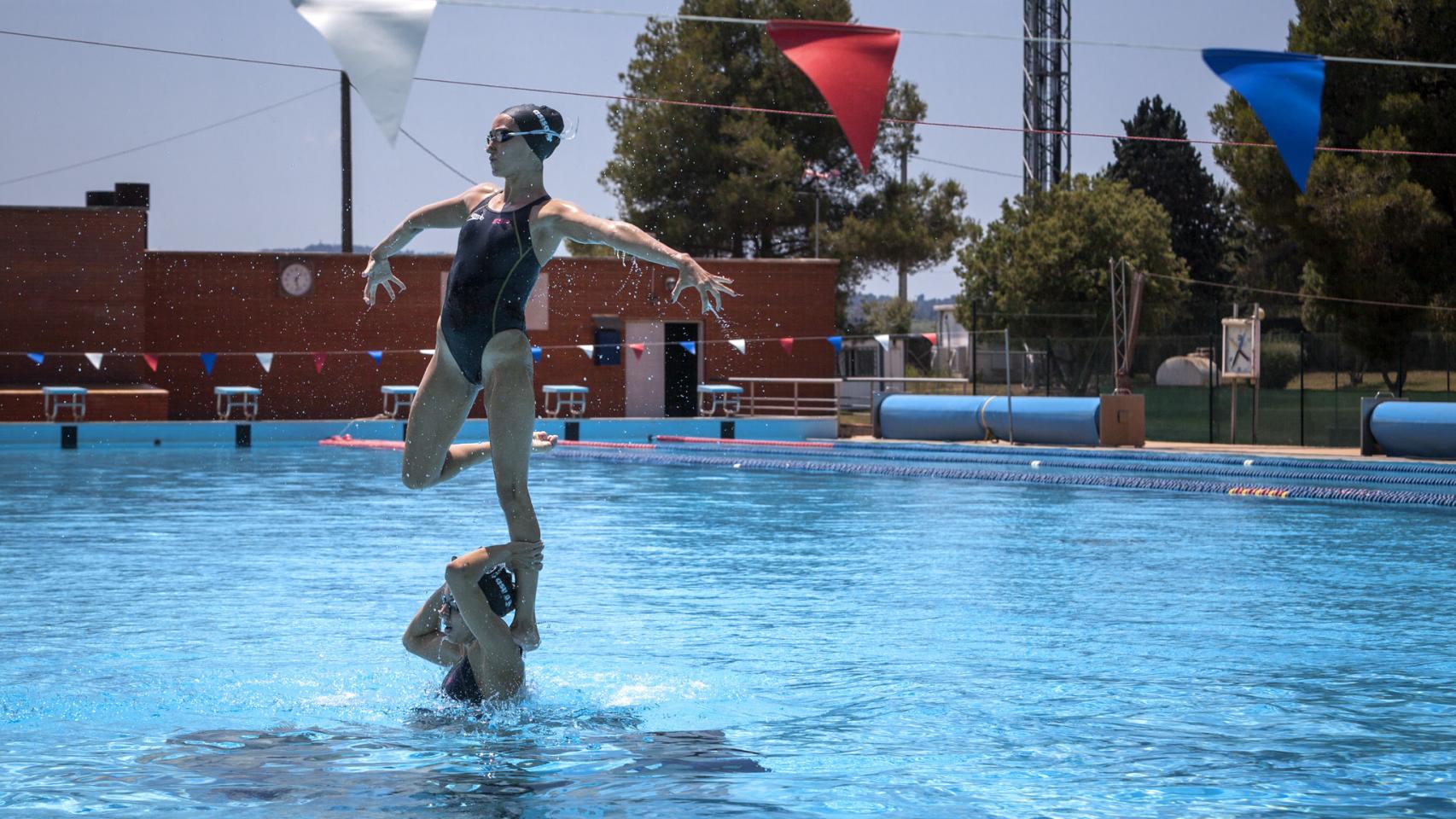 Una de las acrobacias acuáticas del equipo