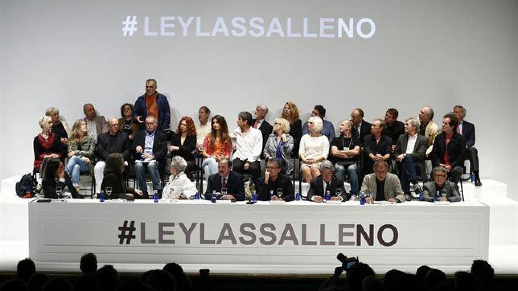 El sector cultural reunido contra la Ley Lassalle.