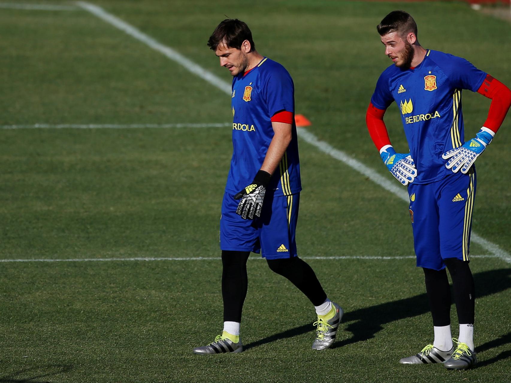 Casillas y De Gea, entrenando.