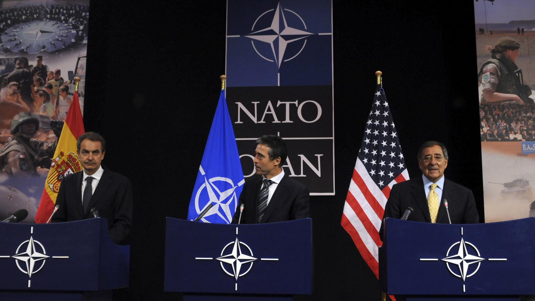 Leon Panetta junto a José Luis Rodríguez Zapatero y el secretario general de la Otan Anders Fogh Rasmussen el 5 de octubre de 2011.