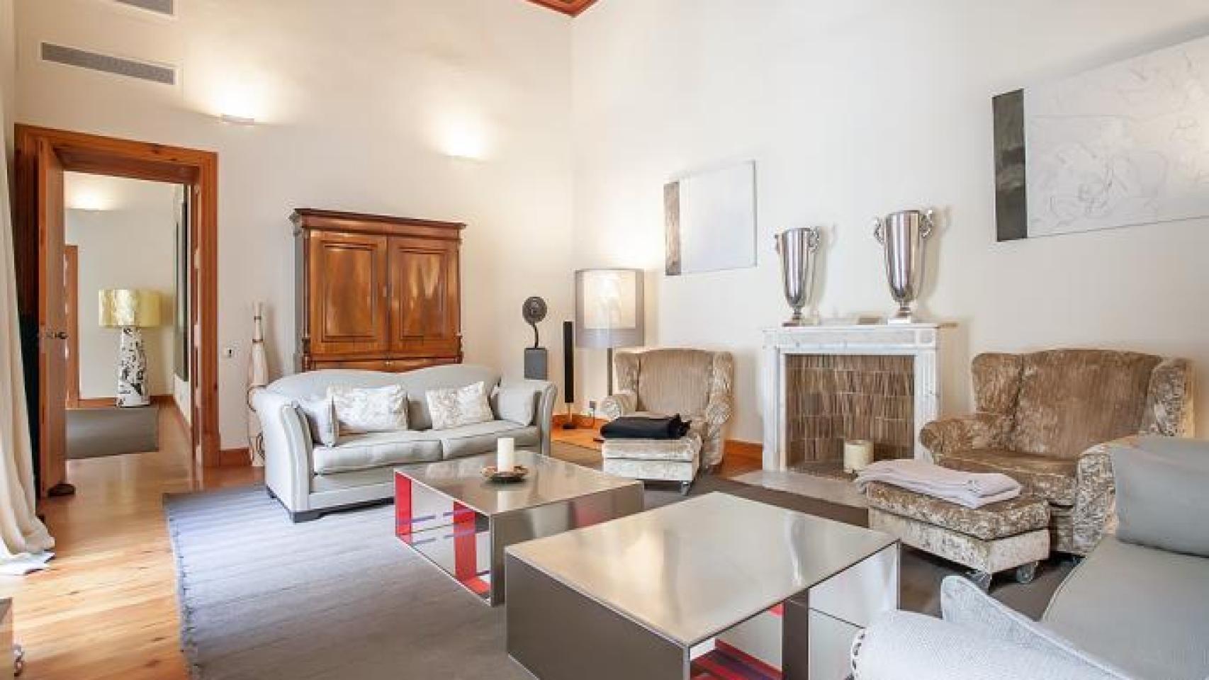 Salón principal del palacete vendido por Jaume Matas.