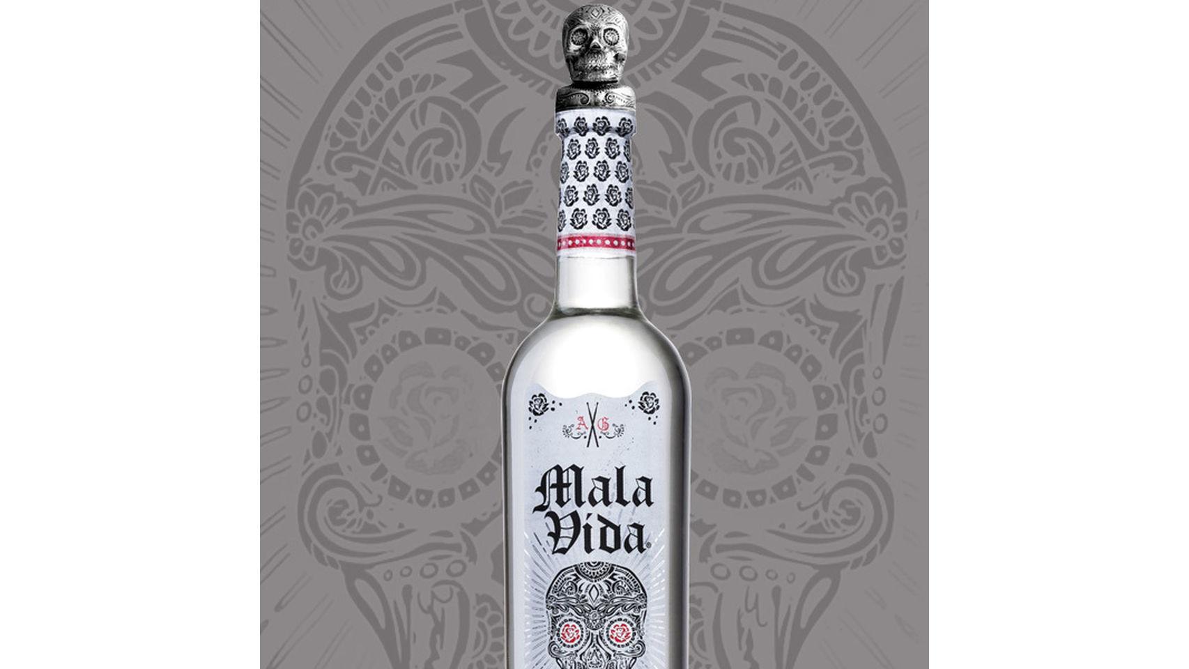 Imagen del tequila Mala Vida, creado por uno de los componentes del grupo Maná.