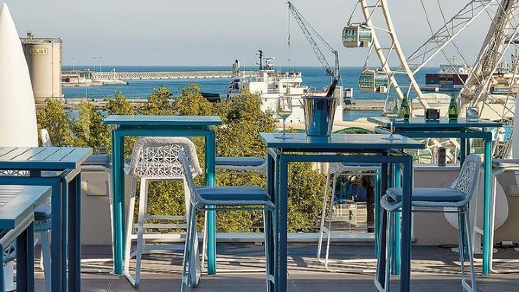 Terraza del hotel Valeria.