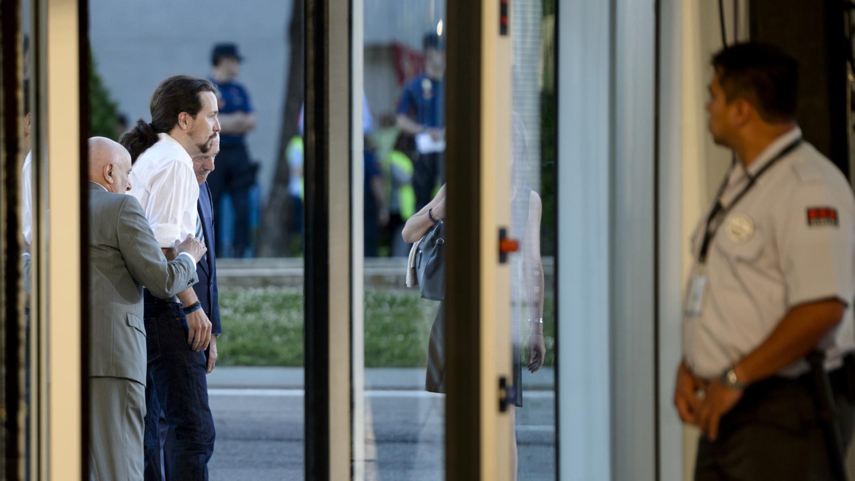 Pablo Iglesias a su llegada al debate a cuatro.