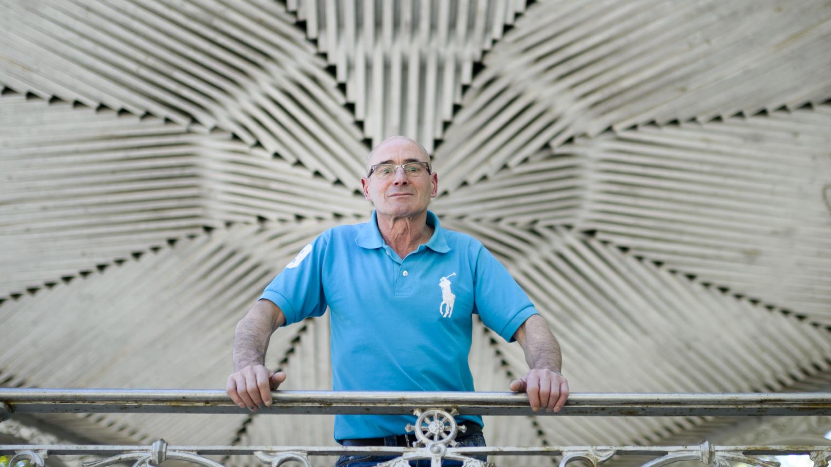 José Vázquez es el padre de familia.