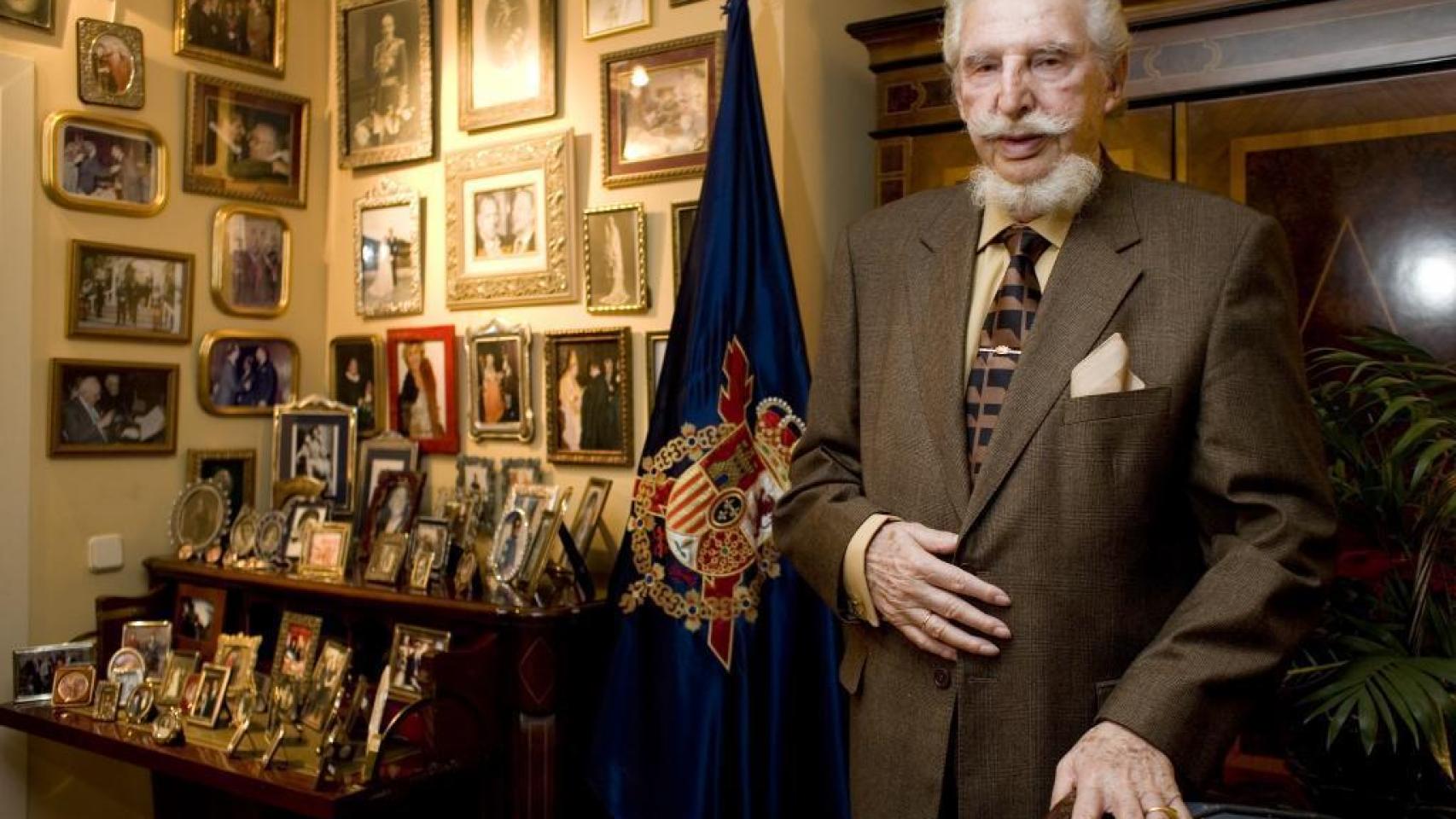 Leandro de Borbón hijo bastardo de Alfonso XIII