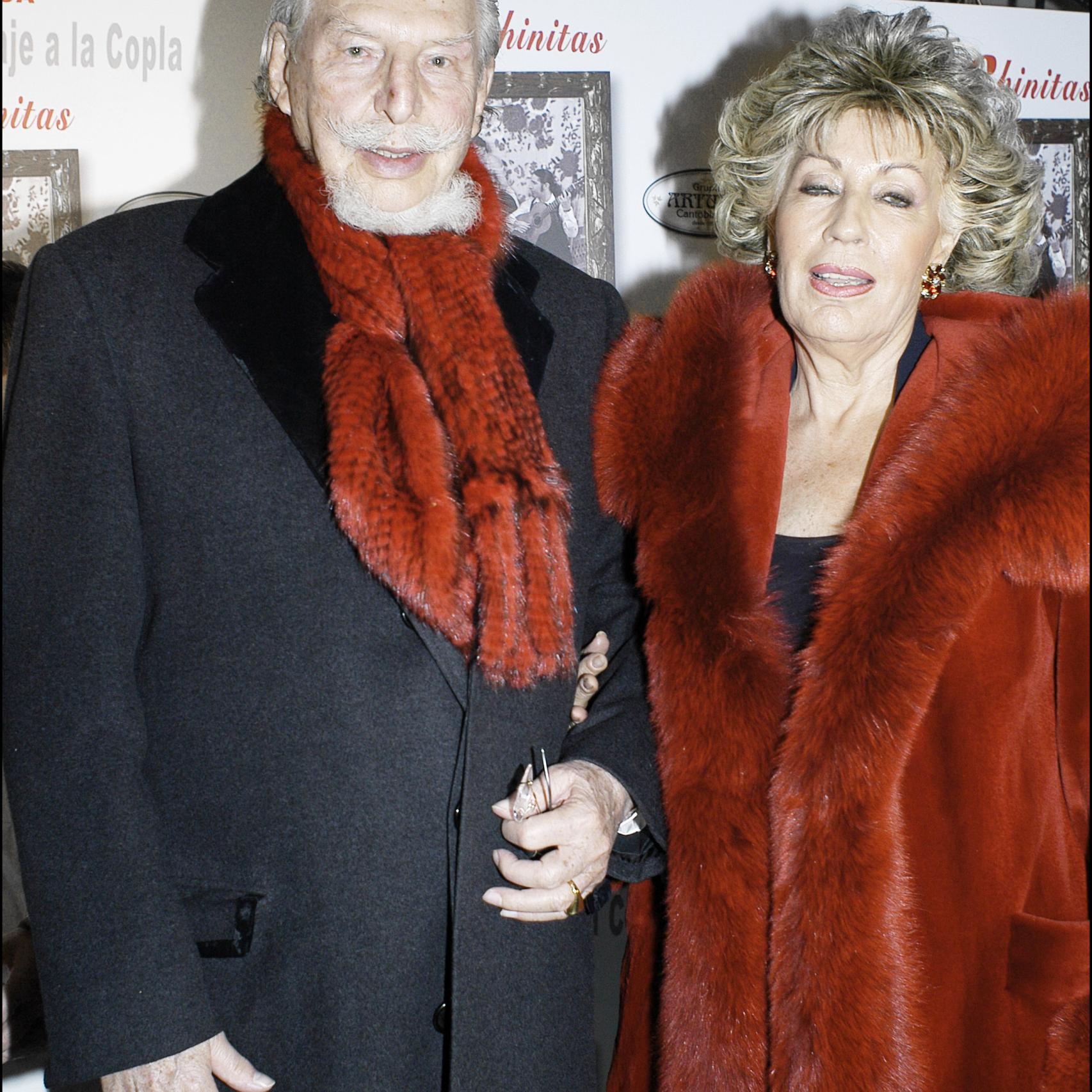 Leandro con su viuda, Concha Mora