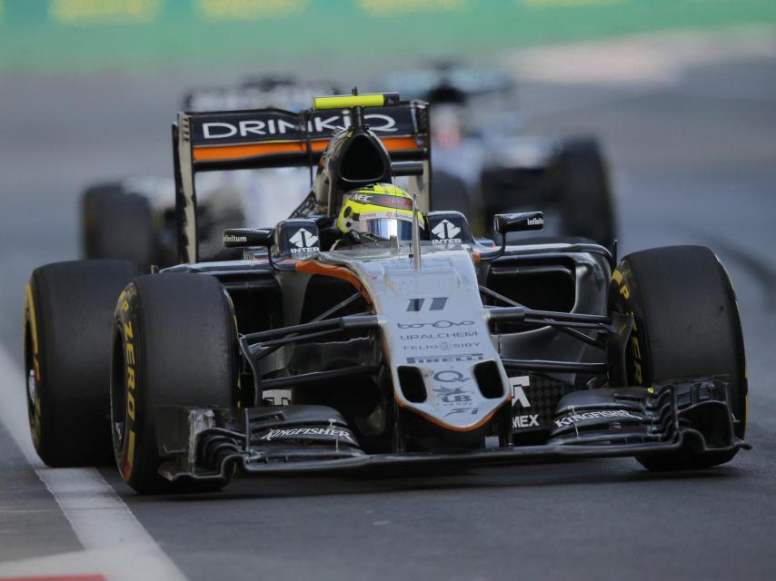 Checo Pérez durante el Gran Premio de Europa.