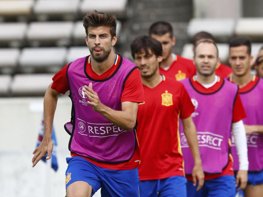 Piqué, en el entrenamiento de la selección.