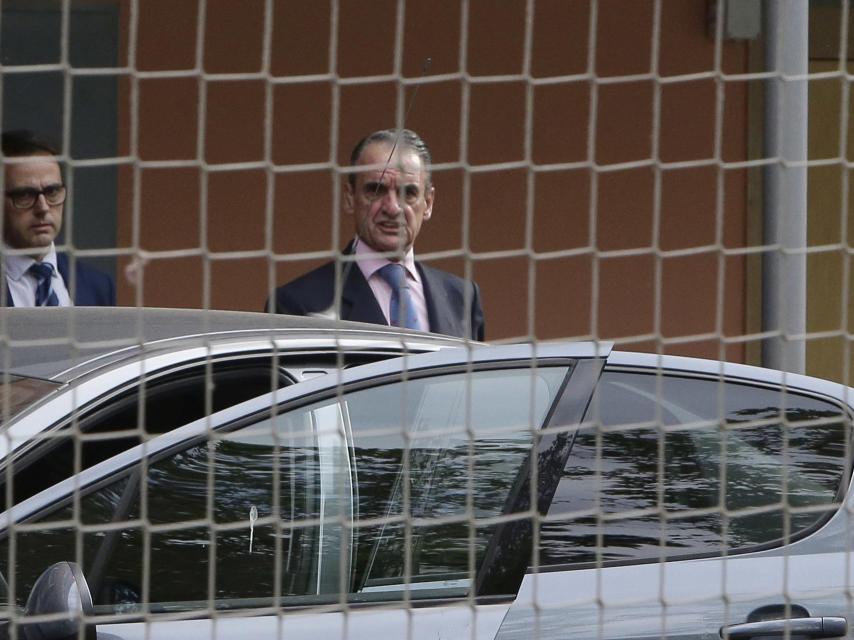 Mario Conde en una de sus salidas de la prisión de Soto del real, donde cumple condena