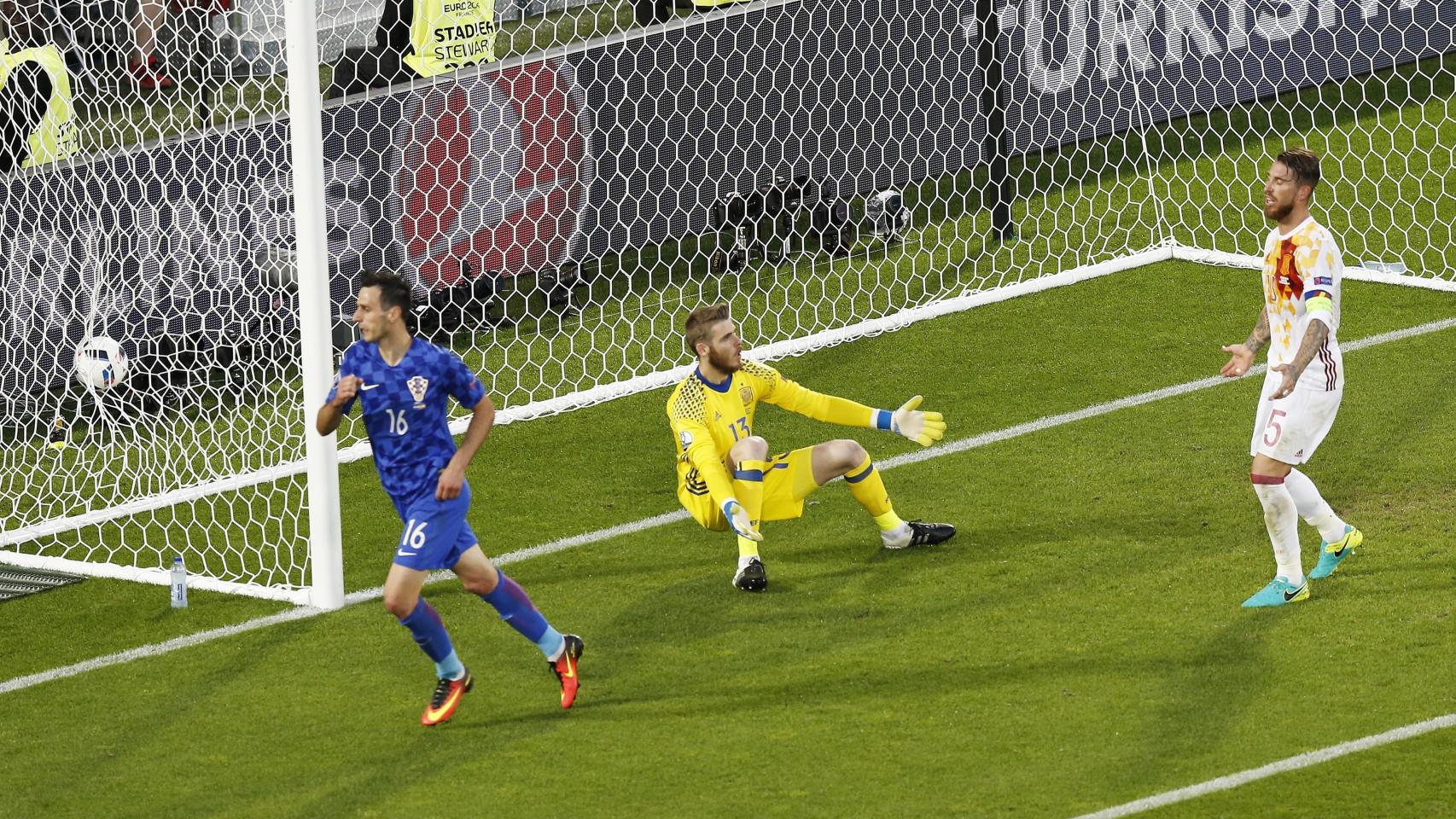 Kalinic, en la jugada del primer gol.