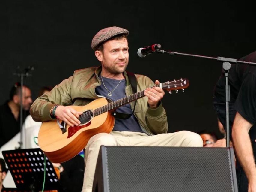 Damon Albarn, el ex cantante de Blur expresó su opinión durante el concierto