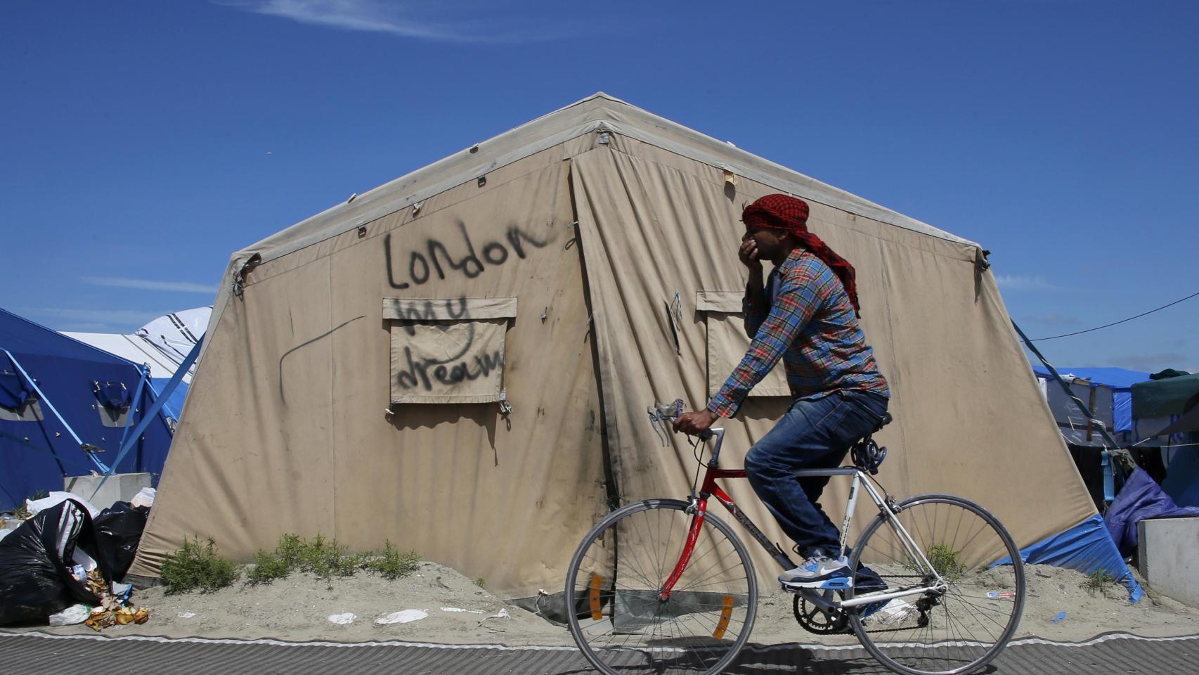 Un campo de inmigrantes en Calais.