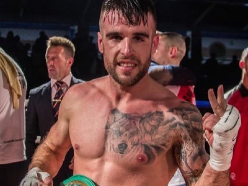 Nicolás González en un combate reciente.