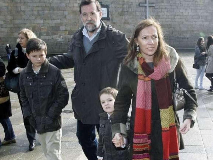 Elvira es una mujer muy sencilla y familiar