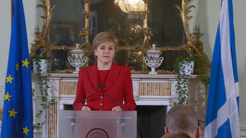 Nicola Sturgeon durante una comparecencia.