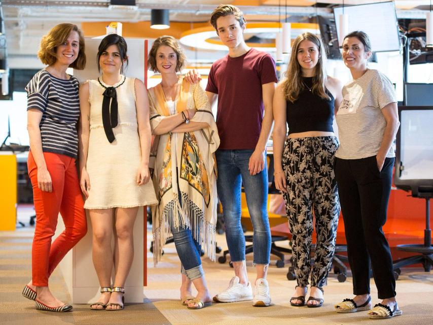 De izda a dcha: Cristina de Alzaga, Estíbaliz Fernández, Macarena M. Zamarriego, Miguel Taranco, Sandra Matías y Constanza Belda.