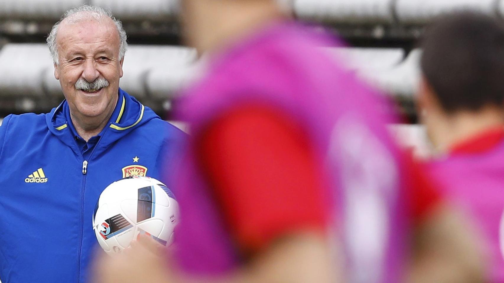 Vicente del Bosque, durante un entrenamiento.