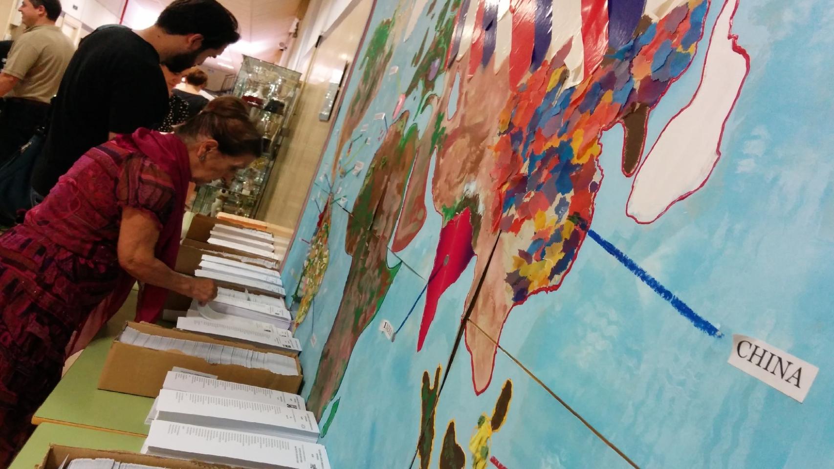 Mapamundi y papeletas