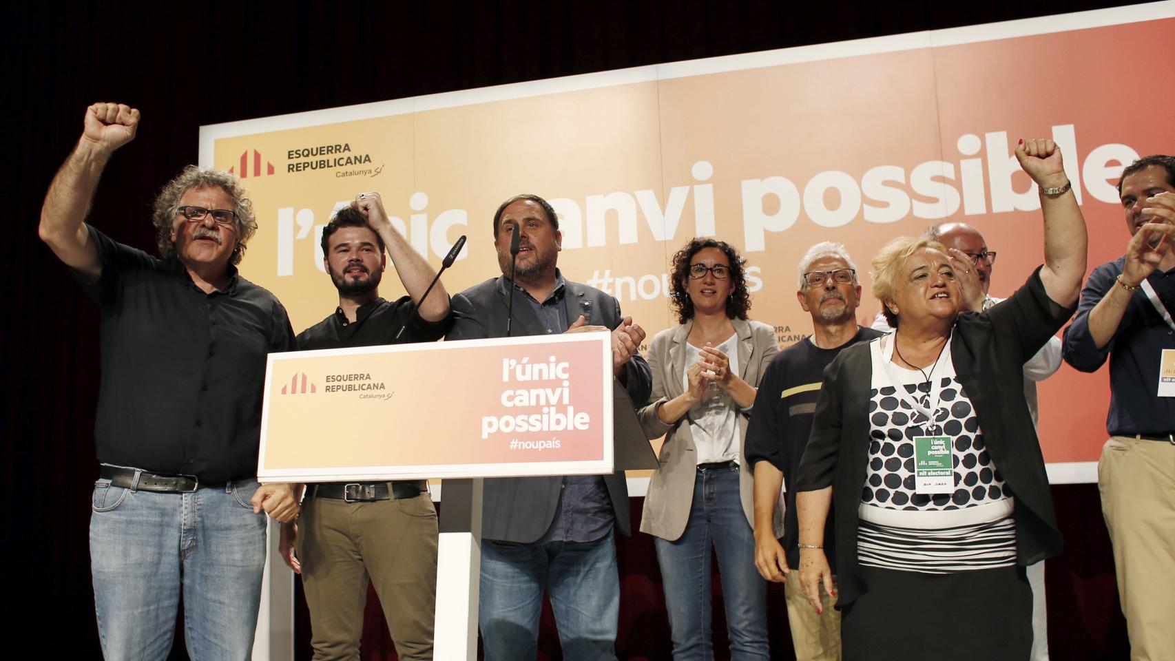 Los principales dirigentes de ERC, el pasado domingo tras conocer el resultado electoral
