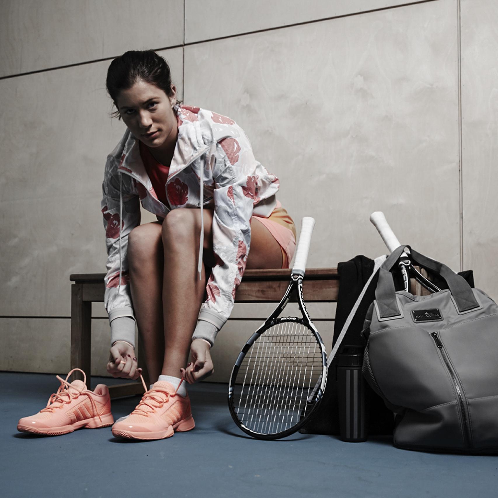 Lookbook de Adidas by Stella McCartney con Garbiñe Muguruza como modelo