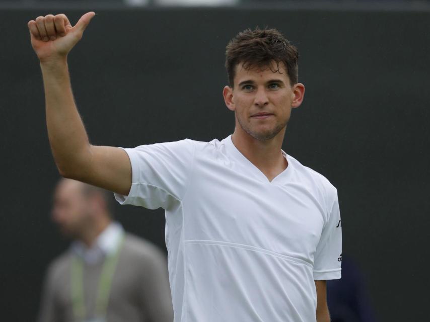 Dominic Thiem celebra su victoria en Wimbledon.