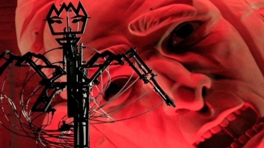 Image: Gulliver sueña con marionetas robot