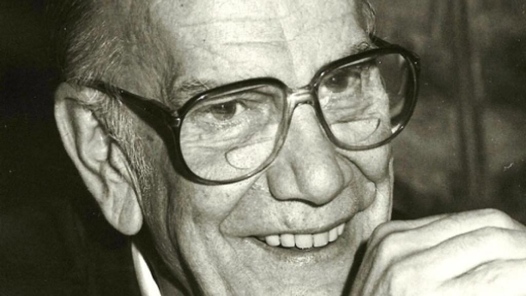 Image: La Biblioteca Nacional celebra el centenario de Cela con una exposición sobre su vida