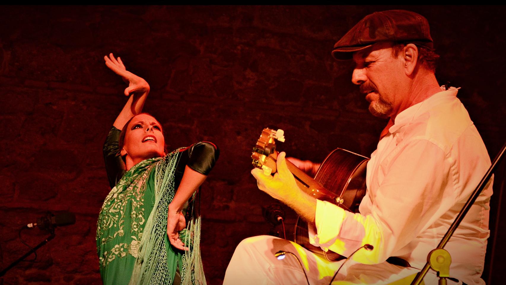 Lucía Ruibal junto a Javier Ruibal.