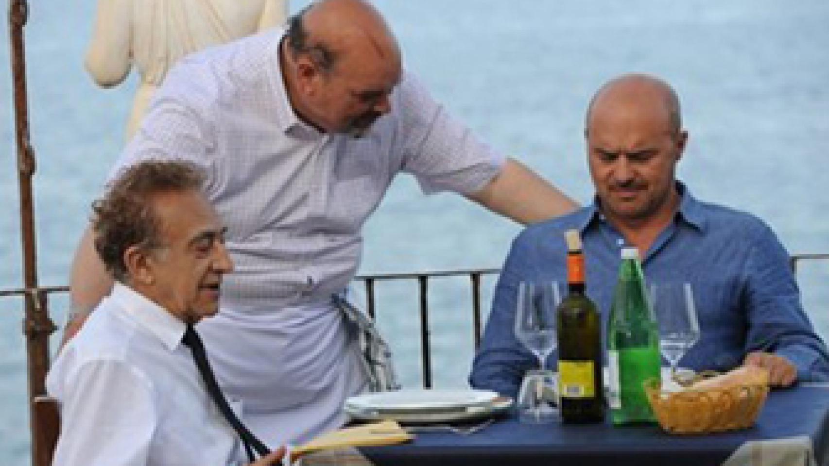 El comisario Montalbano en un fotograma de la serie basada en las novelas de Camilleri.