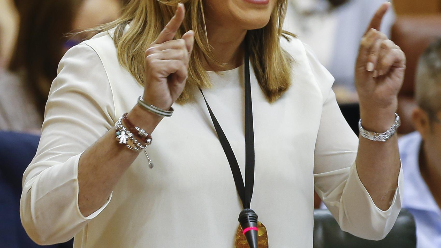 Díaz durante la sesión de control en el Parlamento andaluz