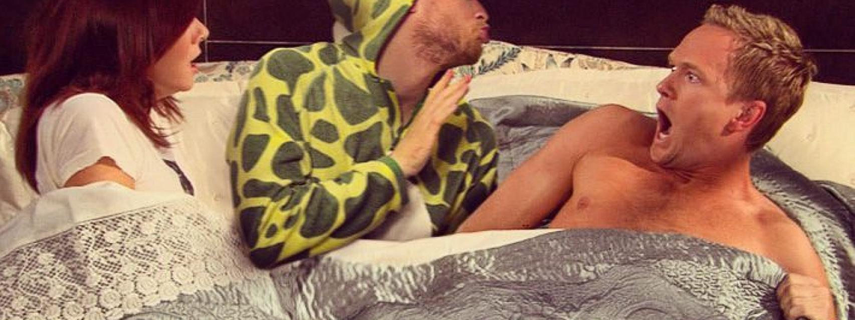 Momentos íntimos entre tres