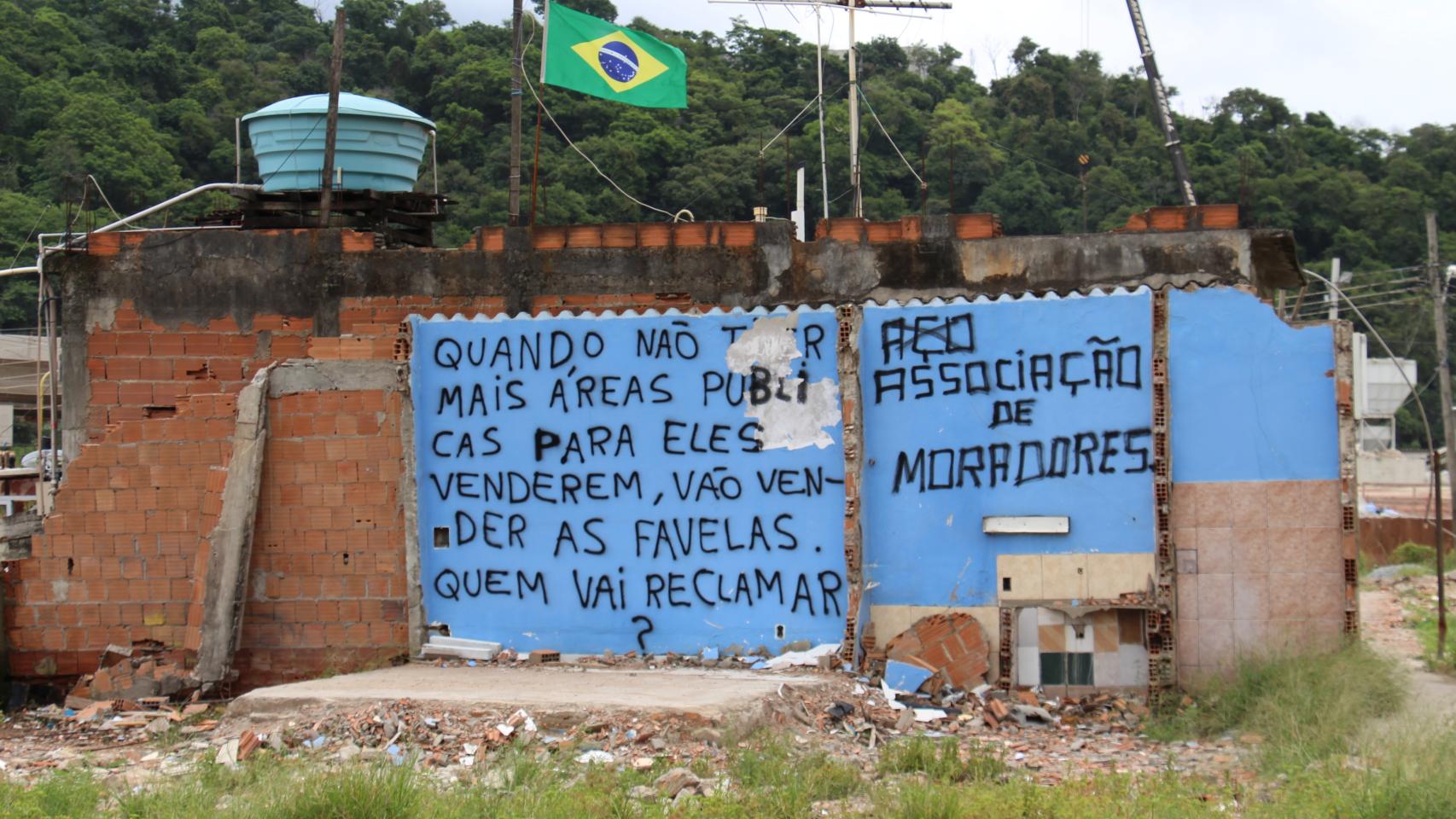 Pintadas en los alrededores del Parque Olímpico.