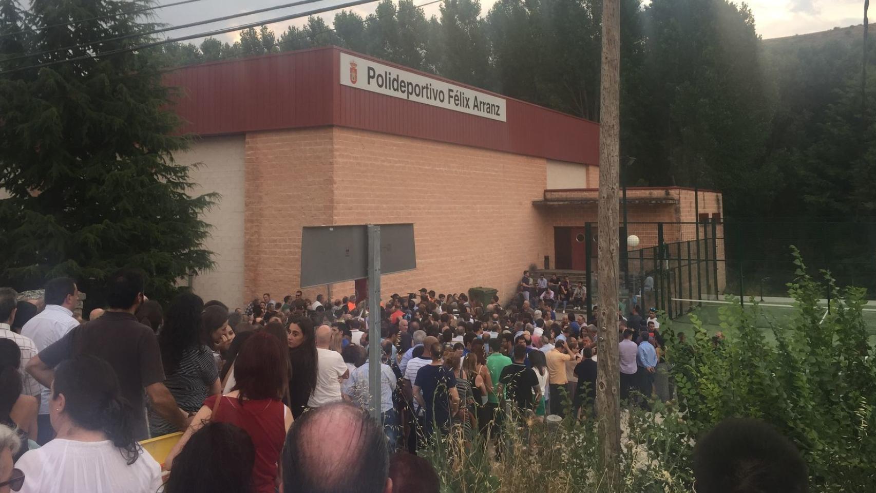 Familia y amigos, dando el último adiós al torero