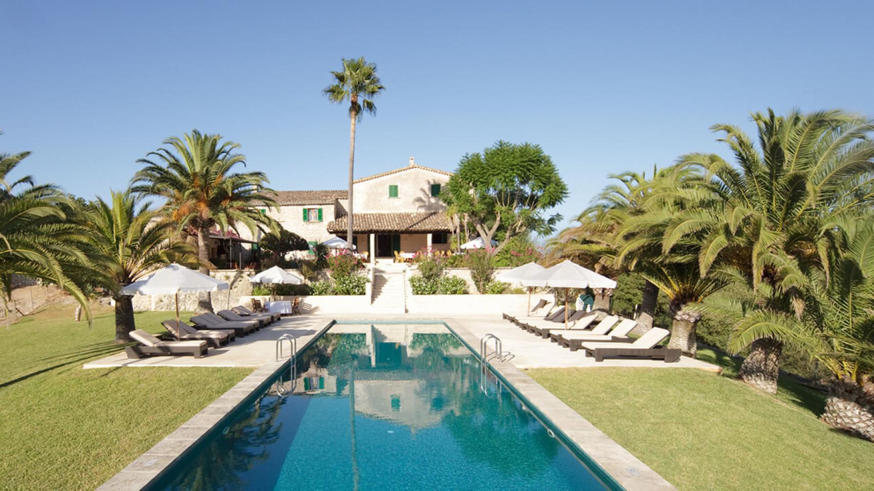 En el hotel Monnaber Nou serás un eco viajero muy chic.