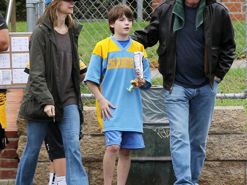 Harrison y Calista con su hijo Liam en California