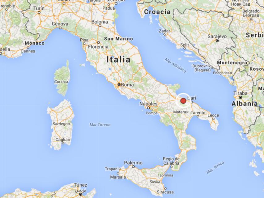 El choque frontal ha sucedido entre dos localidades cercanas a la turística Bari.