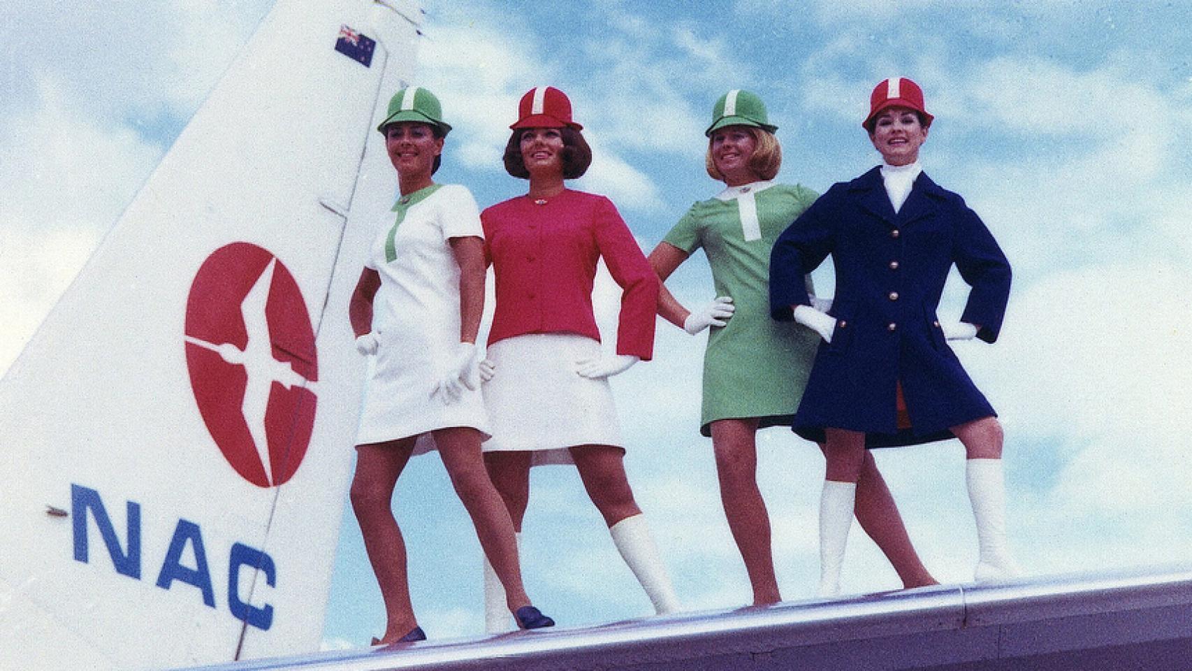 Otra imagen histórica de azafatas neozelandesas.