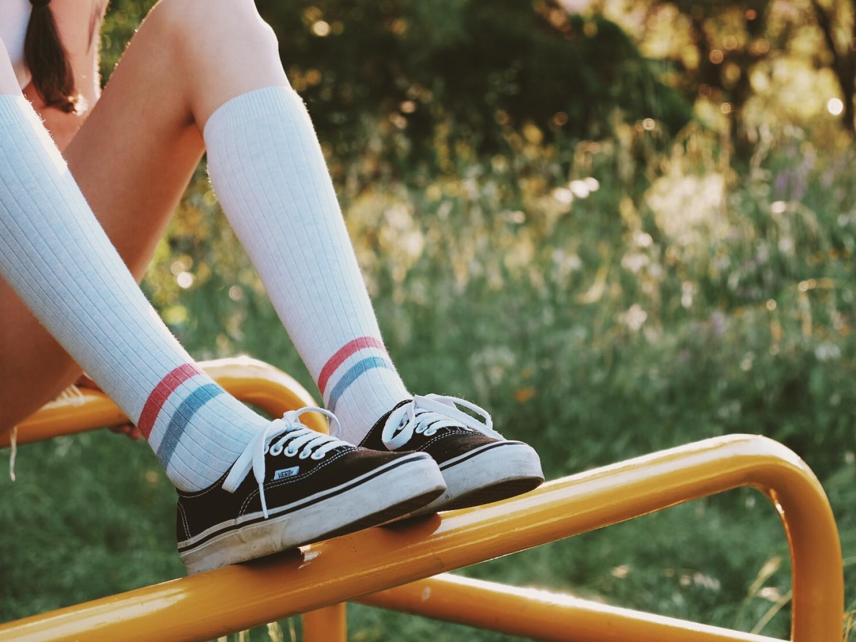 Combina tus zapatillas con los calcetines de la marca Socketines.