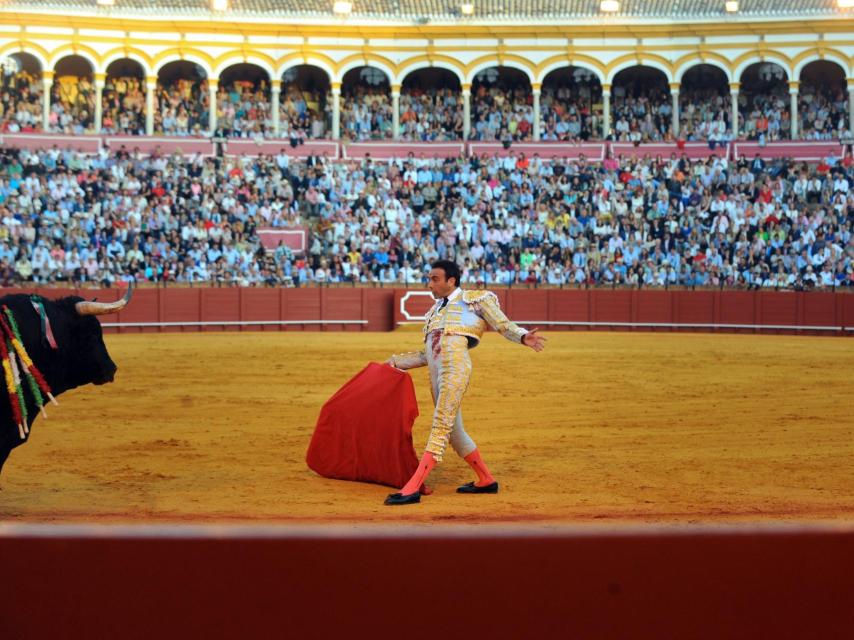 Enrique Ponce en Sevilla.