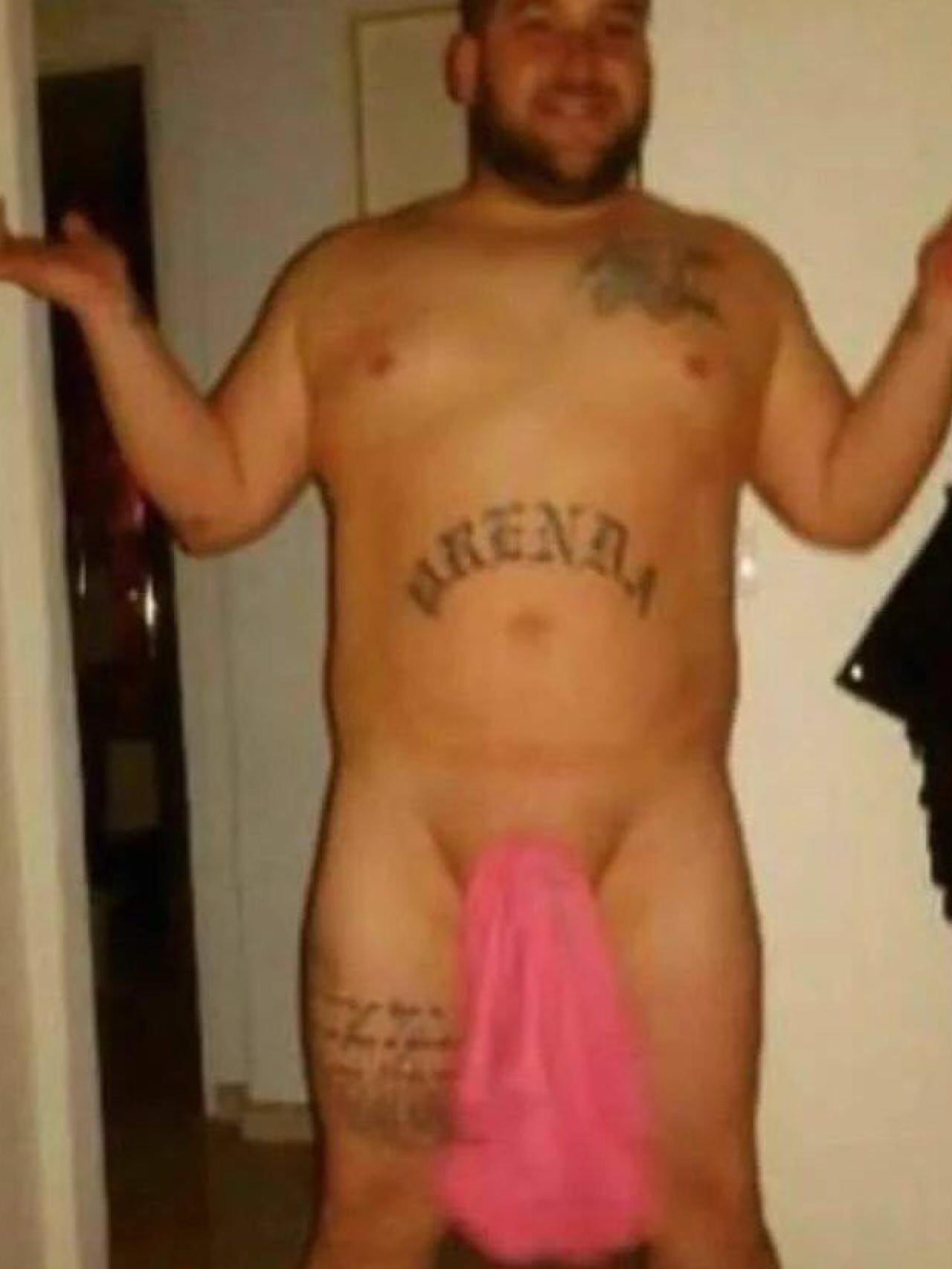 José Ángel Prenda Martínez, que lleva tatuado su primer apellido, es uno de los cinco detenidos.