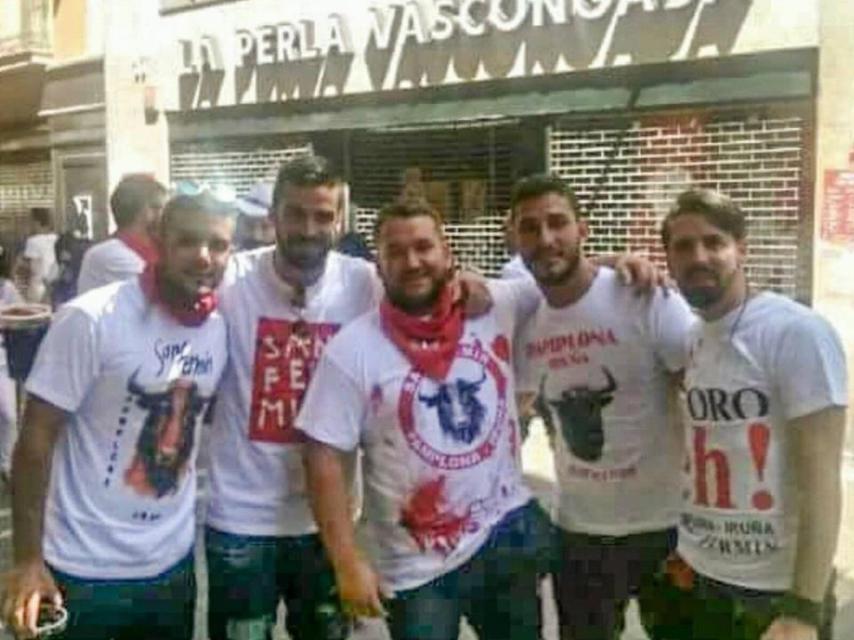 Prenda (centro), Boza (primero por la izquierda) y Alfonso (el cuarto), junto a Antonio Manuel y Jesús.