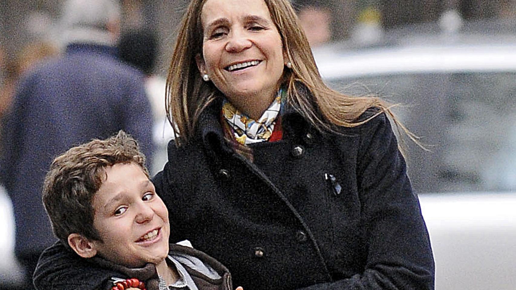 La Infanta Elena con su hijo Froilán