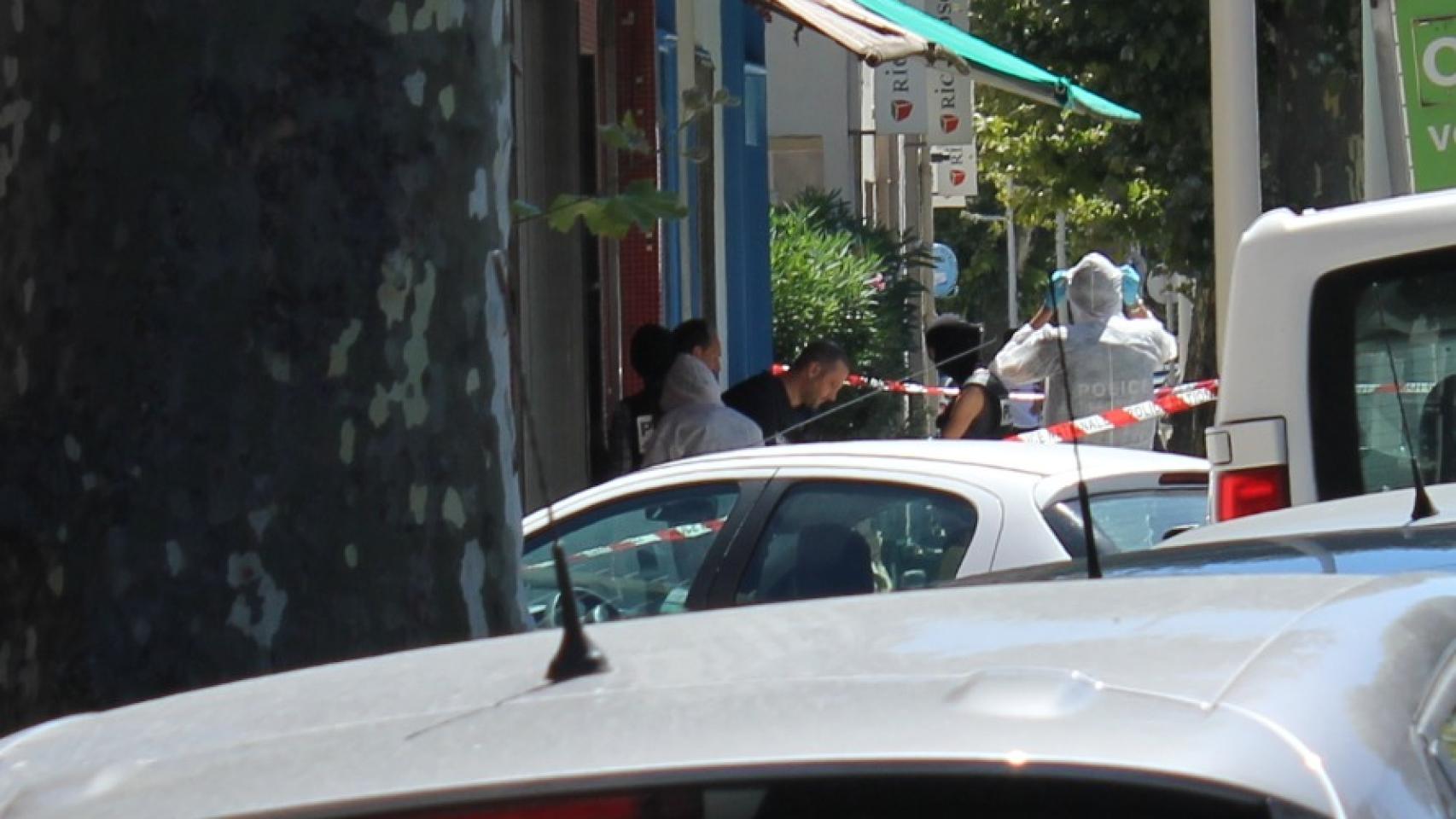 La Policía francesa registra un domicilio en la calle Route de Turin, en Niza.